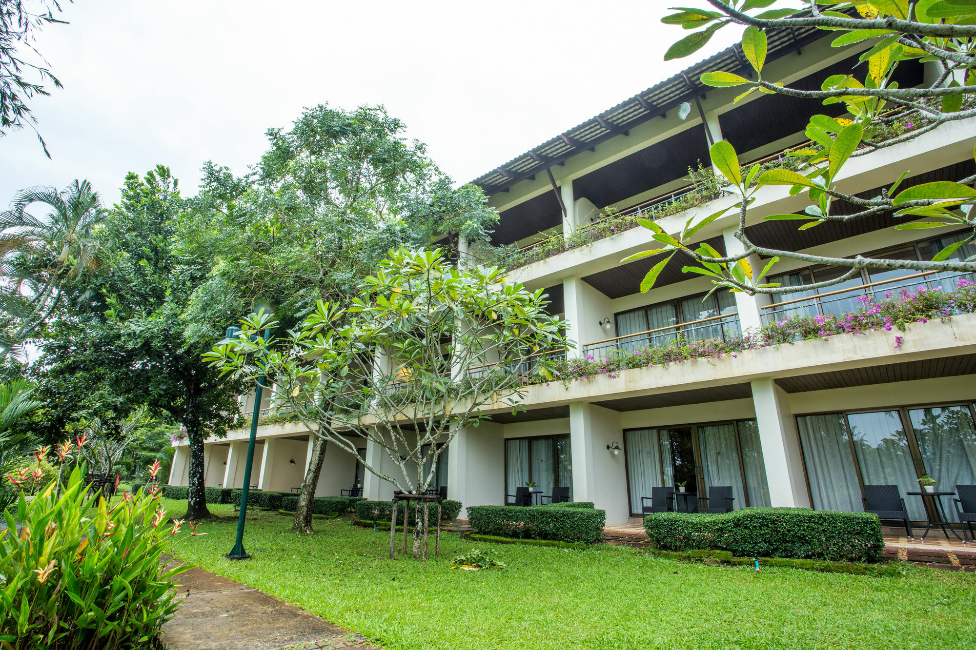 Maneechan Resort - Sha Extra Plus Chanthaburi Exterior photo